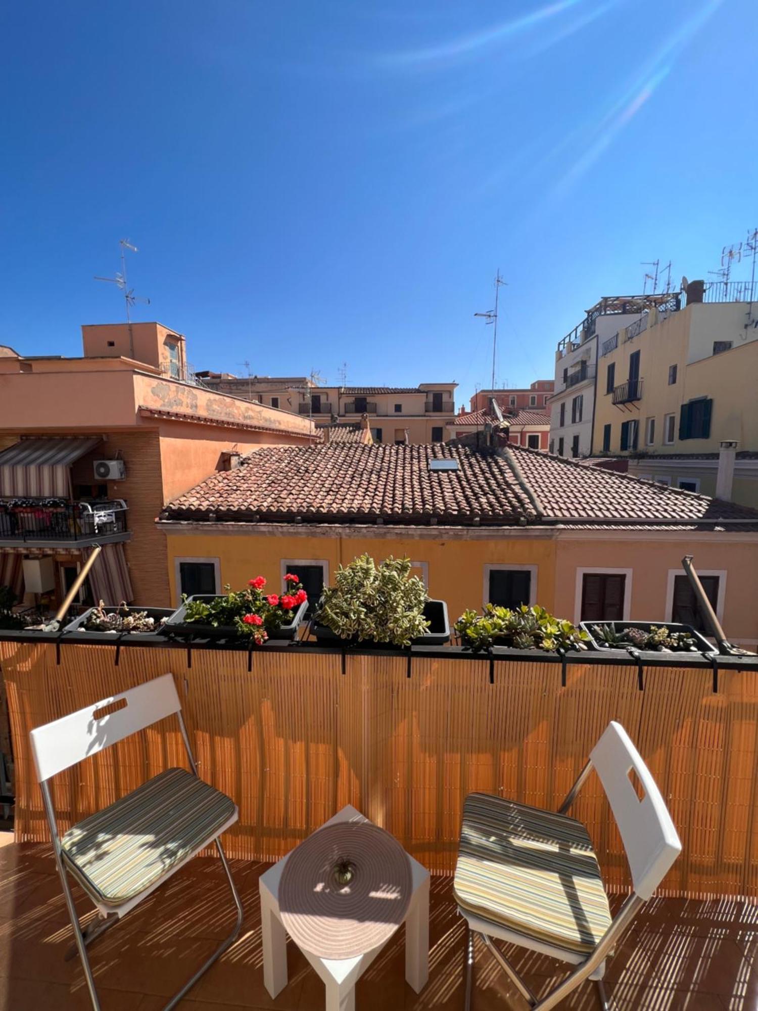 Casa Dharma Hotell Civitavecchia Exteriör bild